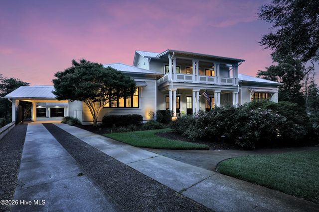 5134 Prices Creek Drive, Southport, NC 28461