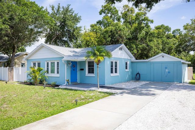 2869 30TH AVENUE N, St Petersburg, FL 33713