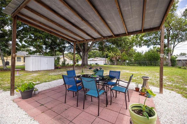 2869 30TH AVENUE N, St Petersburg, FL 33713