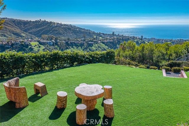 2305 Temple Hills, Laguna Beach, CA 92651