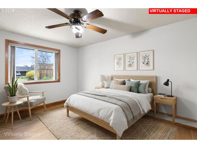 6368 Se PINE CREEK Way, Milwaukie, OR 97267