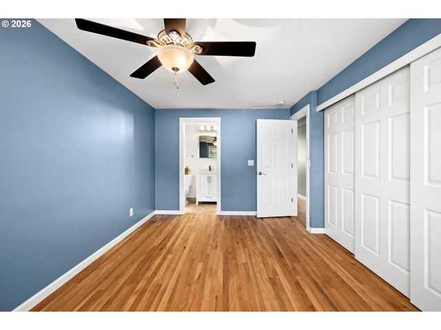 6368 Se PINE CREEK Way, Milwaukie, OR 97267