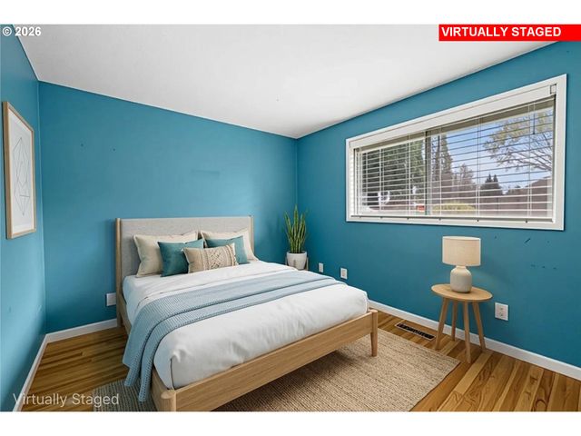 6368 Se PINE CREEK Way, Milwaukie, OR 97267