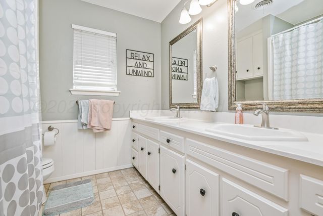 12 Country Club Drive, Canyon, TX 79015