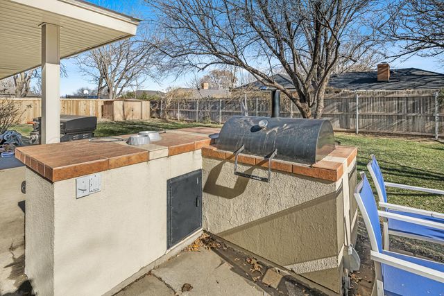 12 Country Club Drive, Canyon, TX 79015