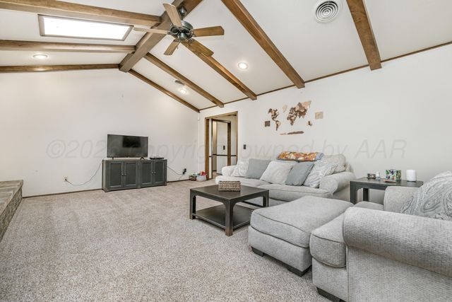 12 Country Club Drive, Canyon, TX 79015