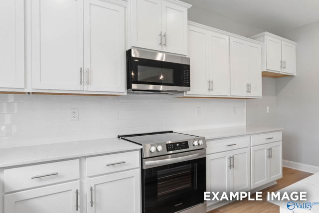 336 Creek Grove Avenue, New Market, AL 35761