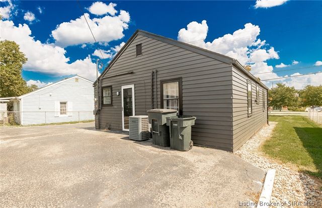 2617 Grant Line Road, New Albany, IN 47150