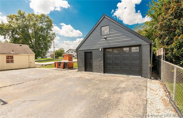 2617 Grant Line Road, New Albany, IN 47150