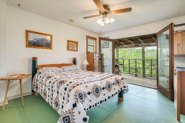 921 Peggys CV, Kyle, TX 78640