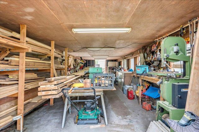 921 Peggys CV, Kyle, TX 78640