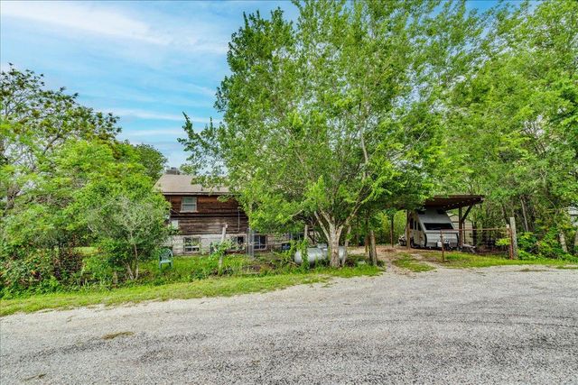 921 Peggys CV, Kyle, TX 78640