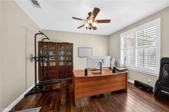 1749 Tamarron Drive, Corona, CA 92883