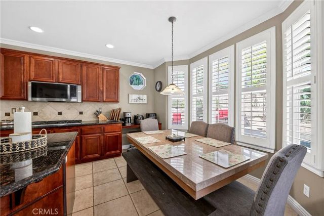 1749 Tamarron Drive, Corona, CA 92883