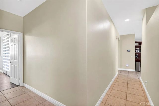 1749 Tamarron Drive, Corona, CA 92883