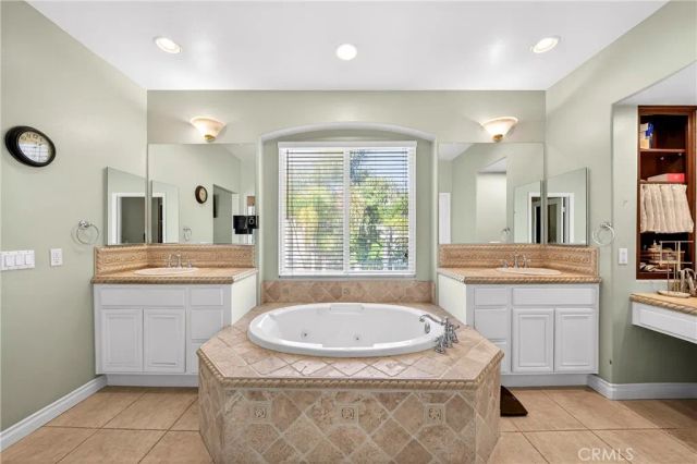 1749 Tamarron Drive, Corona, CA 92883
