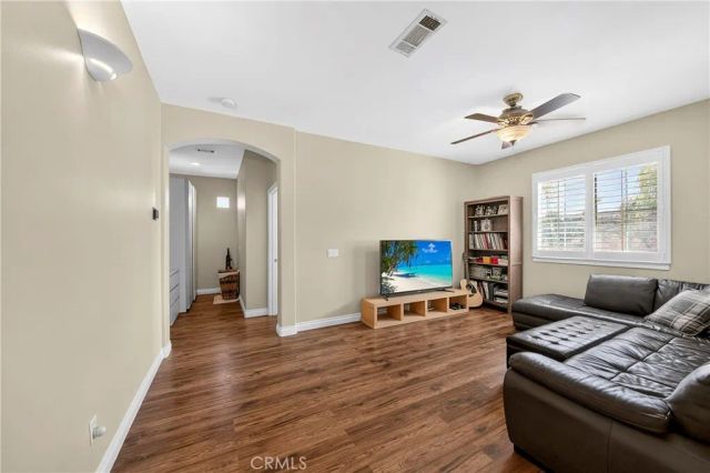 1749 Tamarron Drive, Corona, CA 92883