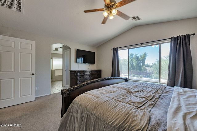 3810 S VELERO Street, Chandler, AZ 85286