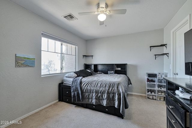 3810 S VELERO Street, Chandler, AZ 85286