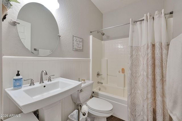 3810 S VELERO Street, Chandler, AZ 85286