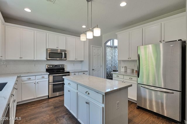 3810 S VELERO Street, Chandler, AZ 85286