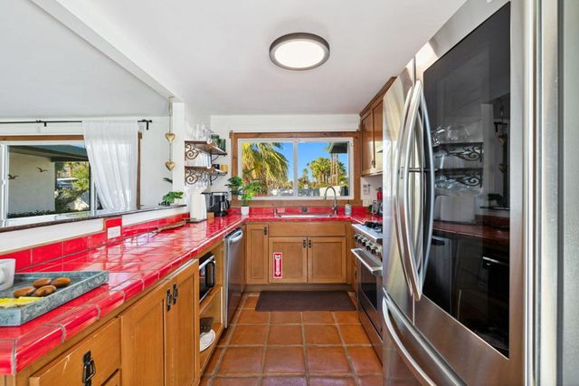 745 E Sunny Dunes Road, Palm Springs, CA 92264