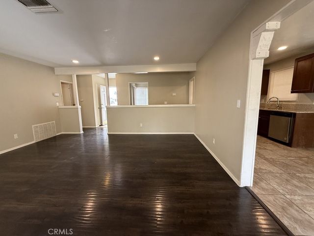 10213 Sophia Avenue, North Hills, CA 91343