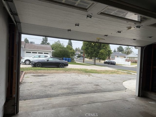 10213 Sophia Avenue, North Hills, CA 91343