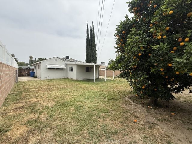 10213 Sophia Avenue, North Hills, CA 91343