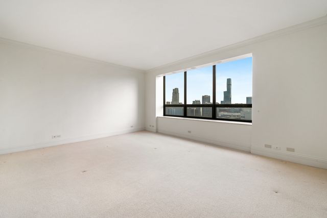 180 E Pearson Street 3707, Chicago, IL 60611