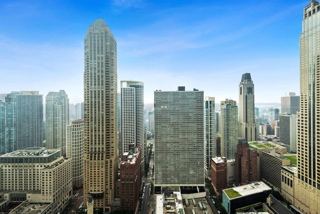 180 E Pearson Street 3707, Chicago, IL 60611