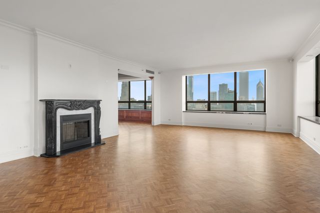 180 E Pearson Street 3707, Chicago, IL 60611
