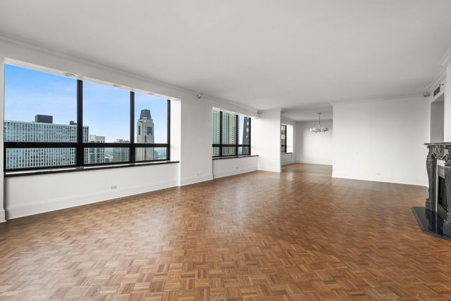 180 E Pearson Street 3707, Chicago, IL 60611