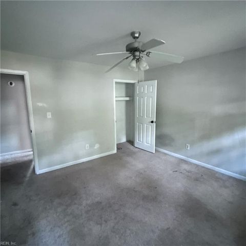 7 White Oak TRL, Hampton, VA 23669