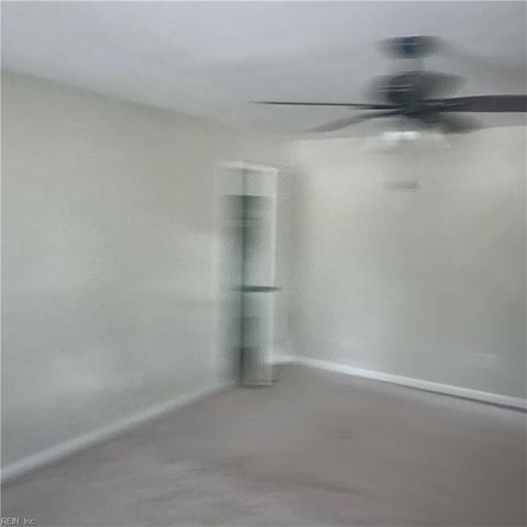 7 White Oak TRL, Hampton, VA 23669