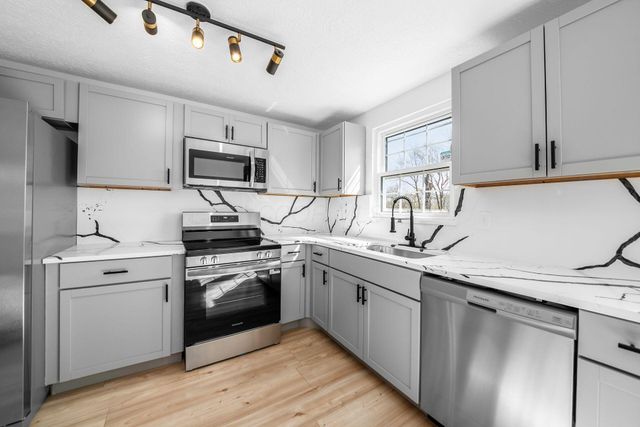 5999 Parkglen Road, Galloway, OH 43119