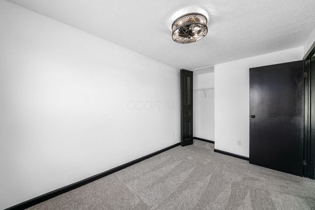 5999 Parkglen Road, Galloway, OH 43119