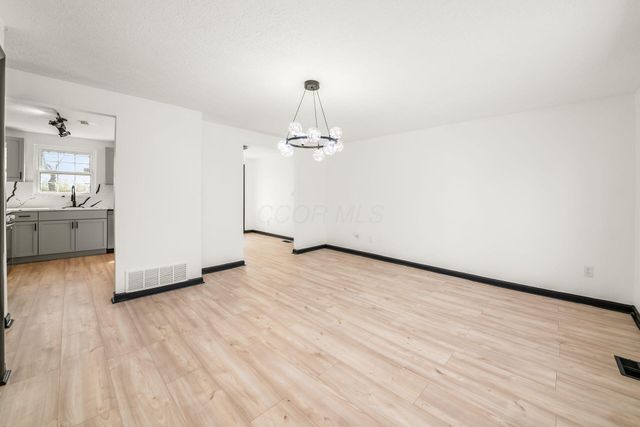 5999 Parkglen Road, Galloway, OH 43119