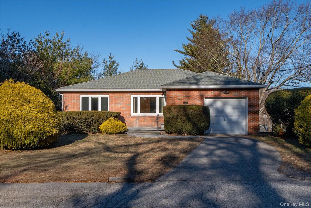 23 Bradley Street, Dobbs Ferry, NY 10522