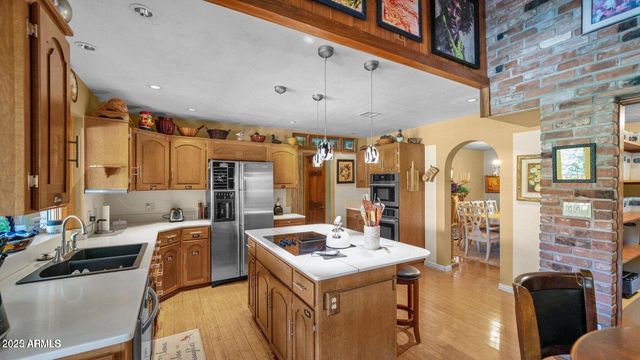 426 E CAROL ANN Way, Phoenix, AZ 85022