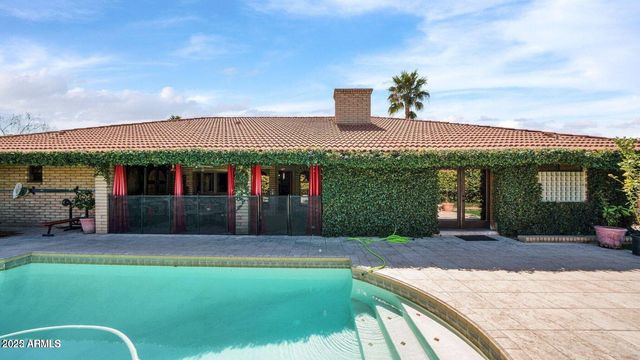 426 E CAROL ANN Way, Phoenix, AZ 85022