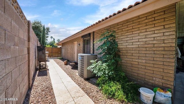 426 E CAROL ANN Way, Phoenix, AZ 85022