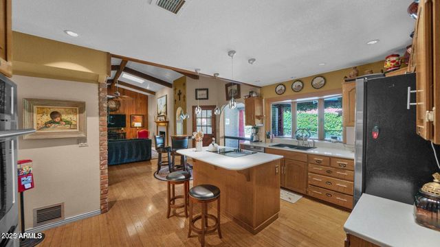 426 E CAROL ANN Way, Phoenix, AZ 85022