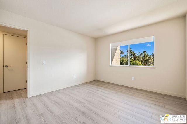 266 E Via Escuela A, Palm Springs, CA 92262