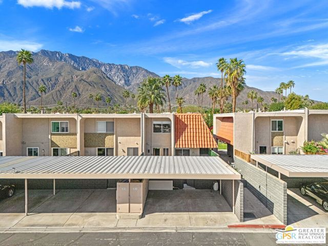 266 E Via Escuela A, Palm Springs, CA 92262
