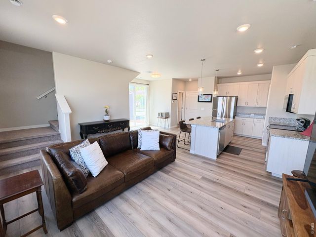 333 Pyramid Peak St, Berthoud, CO 80513