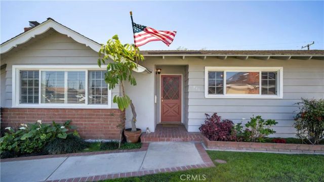 840 N Lynn Drive, Orange, CA 92867
