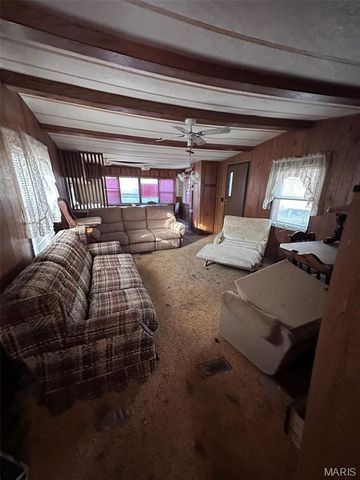 7653 Zimmerman Road, Robertsville, MO 63072