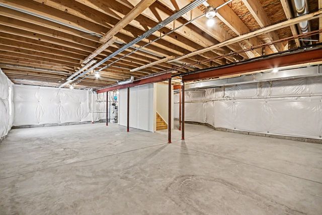 26530 W Red Apple Road, Plainfield, IL 60585