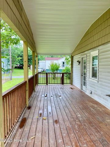 232 Aleo Seventh Avenue, Rockingham, NC 28379